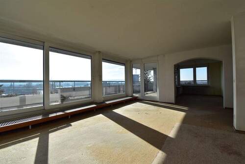 2-Wohnbereich - 3 Zimmer Etagenwohnung zum Kaufen in Konstanz