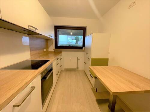Küche - Etagenwohnung mit 84,00 m² in Weinstadt zum Kaufen