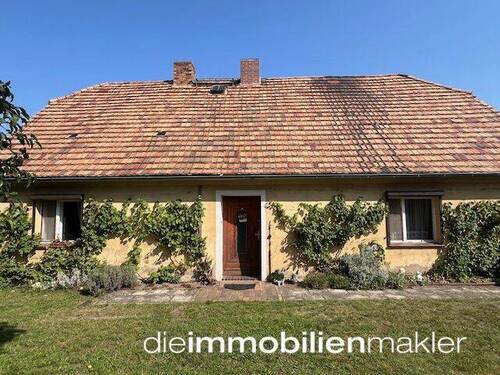 Hausansicht - Mehrfamilienhaus, Wohnhaus mit 96,00 m² in Bronkow zum Kaufen