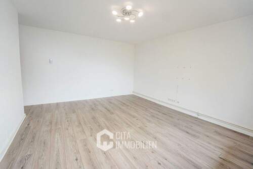 Wohnzimmer - 3 Zimmer Etagenwohnung zur Miete in Frankfurt am Main