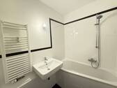 Badezimmer - weitere Ansicht - 