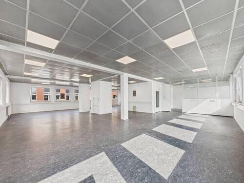 Großraumbüro (4) - Großzügige Gewerbeeinheit in zentraler Lage 