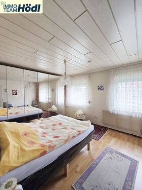 Schlafzimmer OG - 