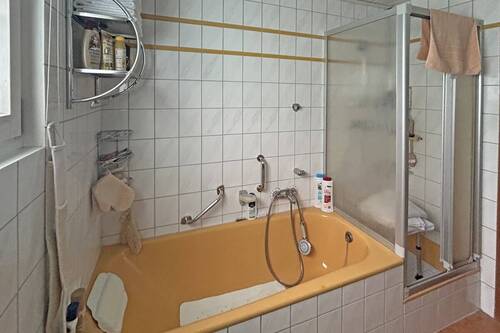 Badewanne-Dusche - 