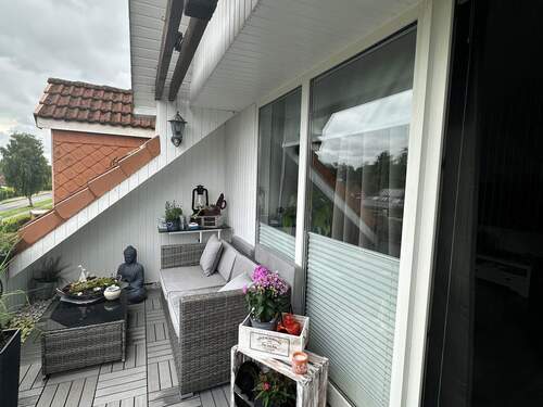 Loggia - Gemütliche 3-Zimmer-Wohnung in zentraler Lage!