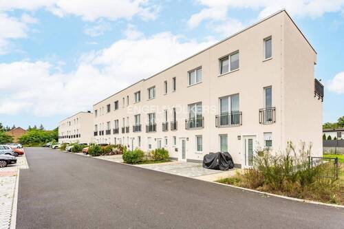 Ansicht - Moderne und neuwertige Reihenhäuser mit Energieeffizienzklasse A+