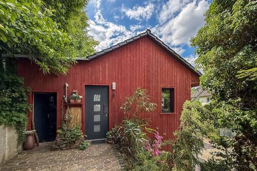 Eingang Praxis - Halle in Rösrath zum Kaufen