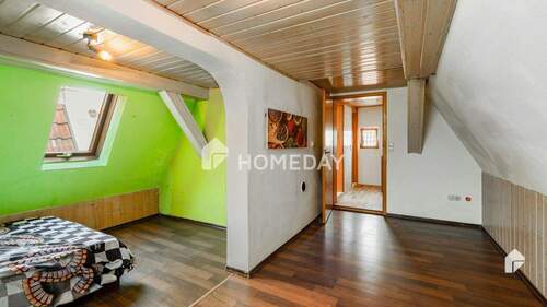 2. OG Schlafzimmer 1 - 