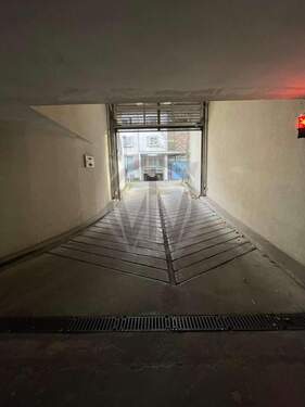 Tiefgarage (separat anmietbar) - 