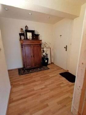 Eingänge 1. OG links - 