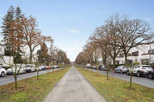 Schorlemerallee - 8 Zimmer Einfamilienhaus zum Kaufen in Berlin-Dahlem