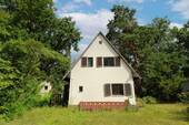 Außenansicht mit Garten (hinten) - 