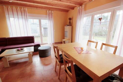 Wohn- und Essbereich - Doppelhaushälfte mit 67,00 m&sup2; in Baabe zum Kaufen