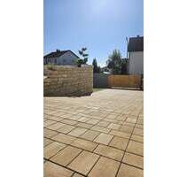 Neuwertige DHH mit Garage - 510.000,00&nbsp;EUR Kaufpreis, ca.&nbsp; 127,00&nbsp;m&sup2;&nbsp;Wohnfl&auml;che in Dörndorf (PLZ: 85095)