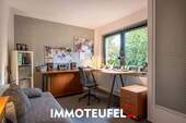 Arbeite-/Kinderzimmer - 