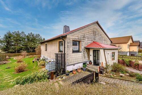 Straßenansicht - 3 Zimmer Einfamilienhaus zum Kaufen in Erlau