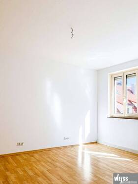 Kinderzimmer - Etagenwohnung mit 86,00 m&sup2; in Würzburg zur Miete