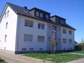 Aussenansicht - Unverbauter Ausblick vom Balkon: 3-Zimmer-Wohnung im Obergeschoss mit Garage in Bruchmühlen
