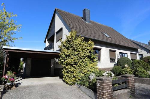 Außenansicht - Familienfreundlich - viele Zimmer - ruhige Lage - Zweifamilienhaus in Gifhorn