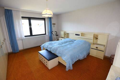 Schlafzimmer im Dachgeschoss - 