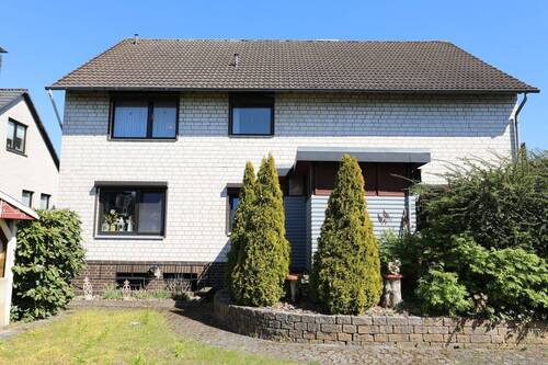 Außenansicht Gartenseite - Mehrfamilienhaus, Wohnhaus mit 209,00 m&sup2; in Gifhorn zum Kaufen
