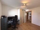 Büro/ Kinderzimmer - 