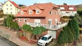 2 Hausansicht - Exklusiver Wohn(t)raum - Komfortables Einfamilienhaus mit Einliegerwohnung in Nörten-Hardenberg (nahe Göttingen)