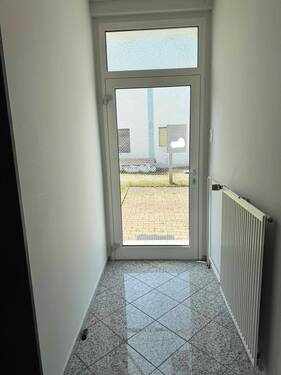 Eingang - Halle zur Miete in Königsbrunn