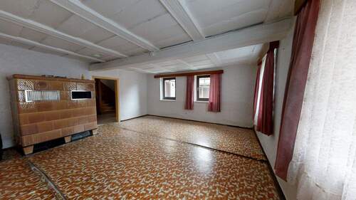 Zimmer Wohnhaus - Bauernhaus, Landhaus mit 145,00 m² in Lützen zum Kaufen