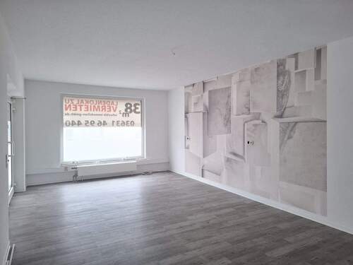 Verkaufsraum / Ladenfläche - 