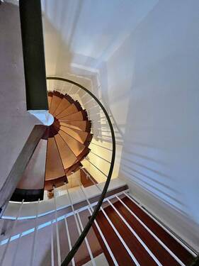 Treppe ins Dachgeschoss Haus 2 - 