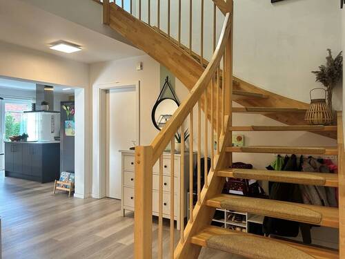 Diele - 5 Zimmer Einfamilienhaus zum Kaufen in Winsen-Hoopte