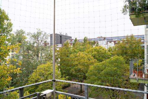 Aussicht vom Balkon - 3 Zimmer Etagenwohnung zum Kaufen in Berlin