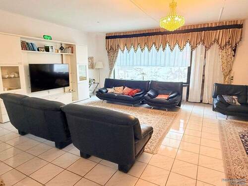 Wohnbereich - 6 Zimmer Doppelhaushälfte zum Kaufen in Offenbach am Main