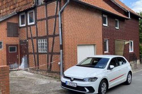 Bild 2 - 7 Zimmer Einfamilienhaus zum Kaufen in Sarstedt-Hotteln
