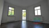 Wohnraum (Ecke) - 5 Zimmer Terrassenwohnung in Gera