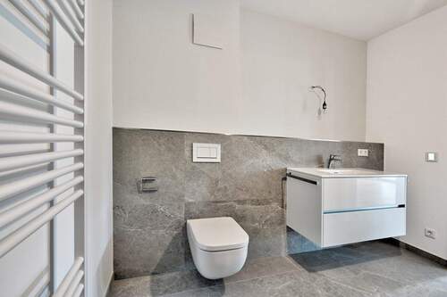 Referenz Bad - 8 Zimmer Etagenwohnung in Bochum