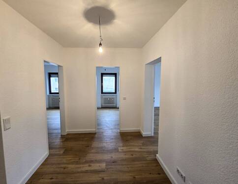 Diele - 3 Zimmer Etagenwohnung zur Miete in Seeheim-Jugenheim / Jugenheim