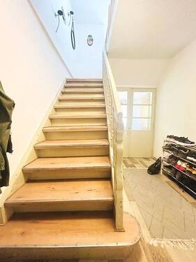 Eingangstreppe Flur - 