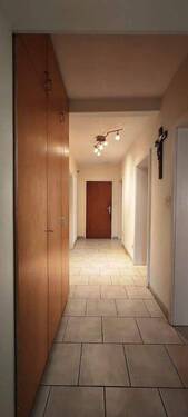 Diele.jpg - Mehrfamilienhaus, Wohnhaus mit 170,00 m&sup2; in Aying zum Kaufen