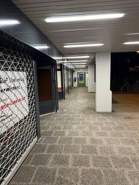 IMG_3055 - Gewerbeobjekt (Büro, Produktion, Verkauf) in Freiburg im Breisgau