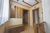 230 OG Treppenhaus - 