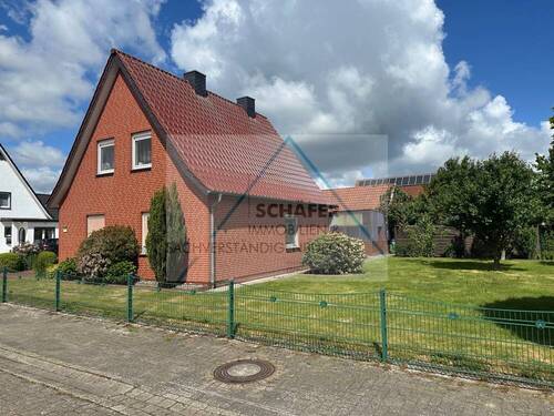 Außenansicht - 6 Zimmer Einfamilienhaus zum Kaufen in Bassum