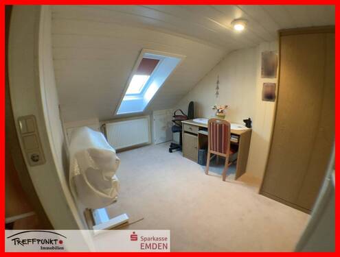 Zimmer im Dachgeschoss, Ansicht 1 - 