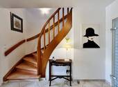Treppenaufgang ins Obergeschoss - 