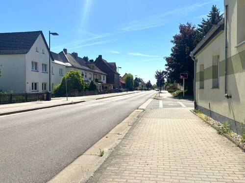 Straßenansicht - 