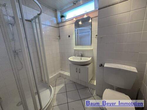 Badezimmer im Obergeschoss - 