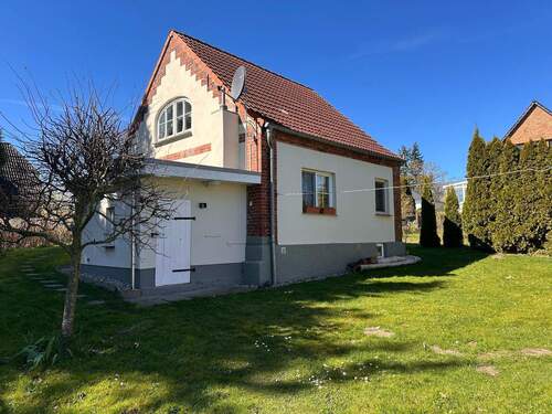 Hausansicht - 3 Zimmer Einfamilienhaus zum Kaufen in Poseritz