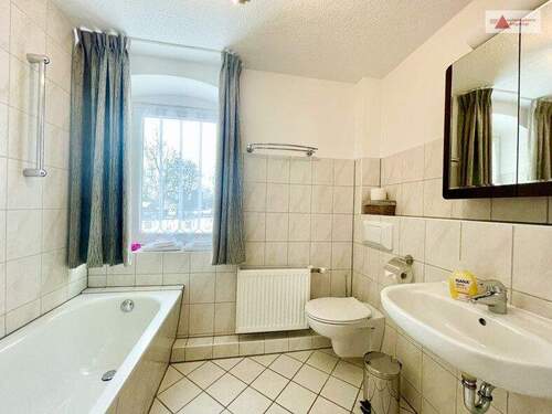 Bad EG rechts WE 1 - 