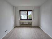 Schlafzimmer - 3 Zimmer Etagenwohnung zur Miete in Seeheim-Jugenheim / Jugenheim